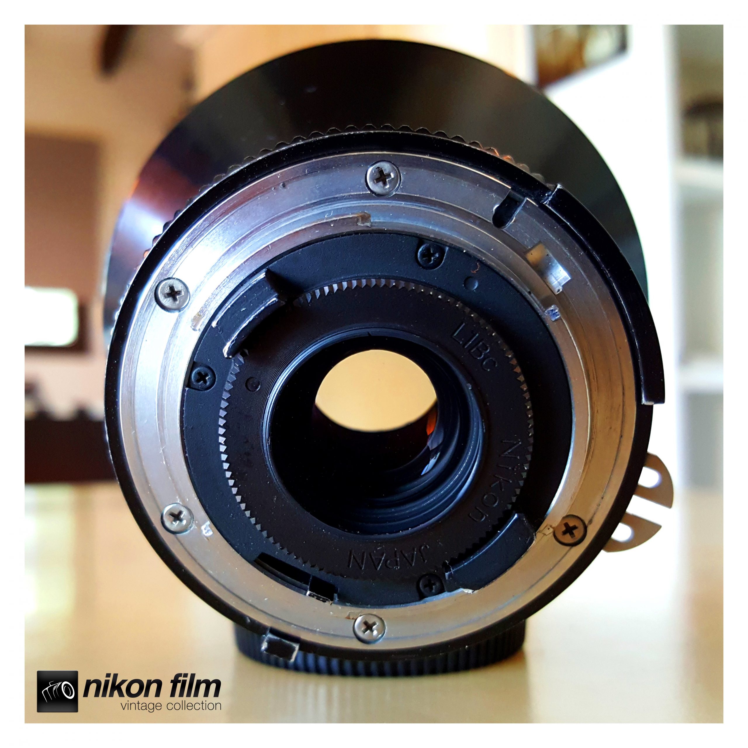 Nikon Fisheye-Nikkor 15mm F/3.5 AiS - Case