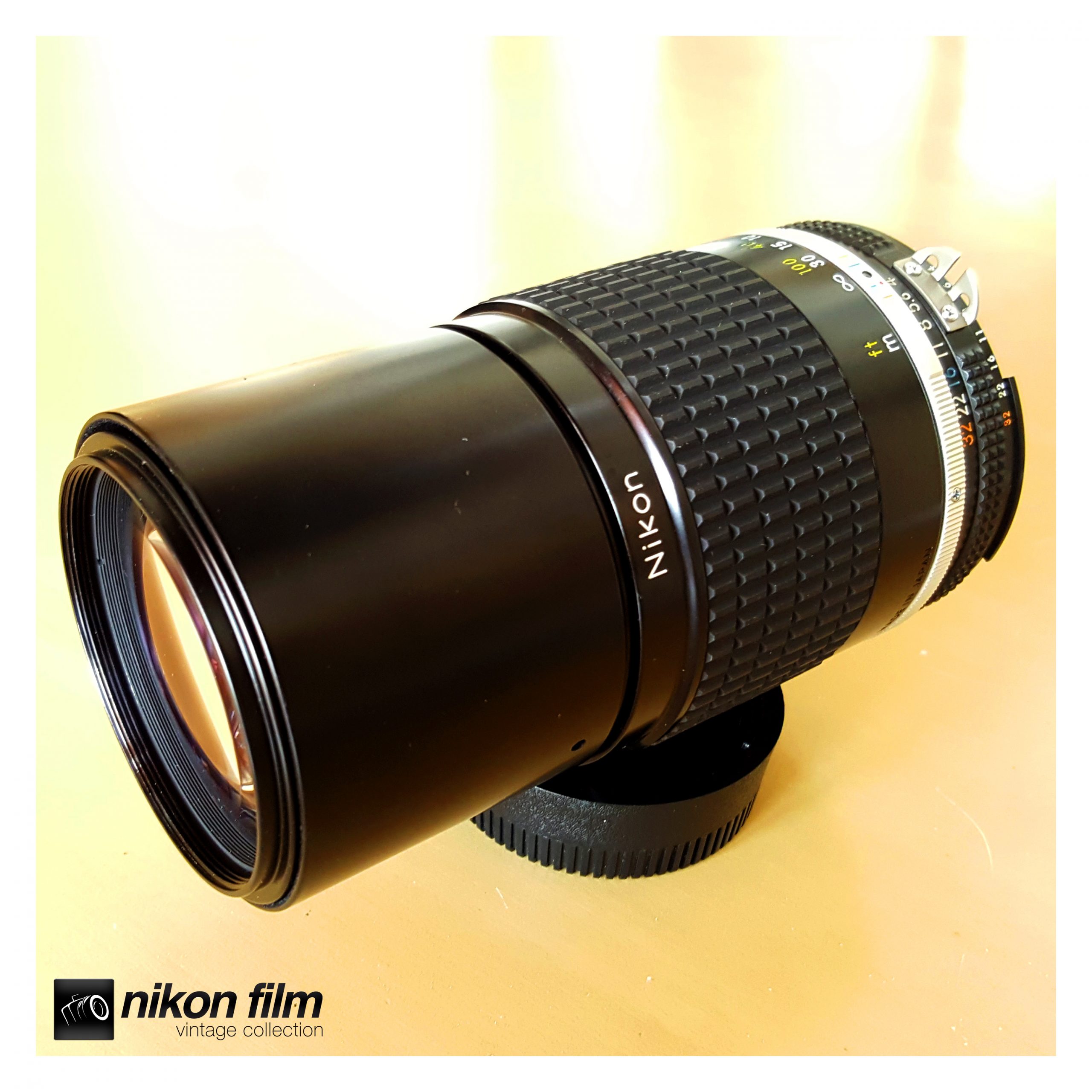 Nikon Nikkor 200mm F/4 AiS - Boxed