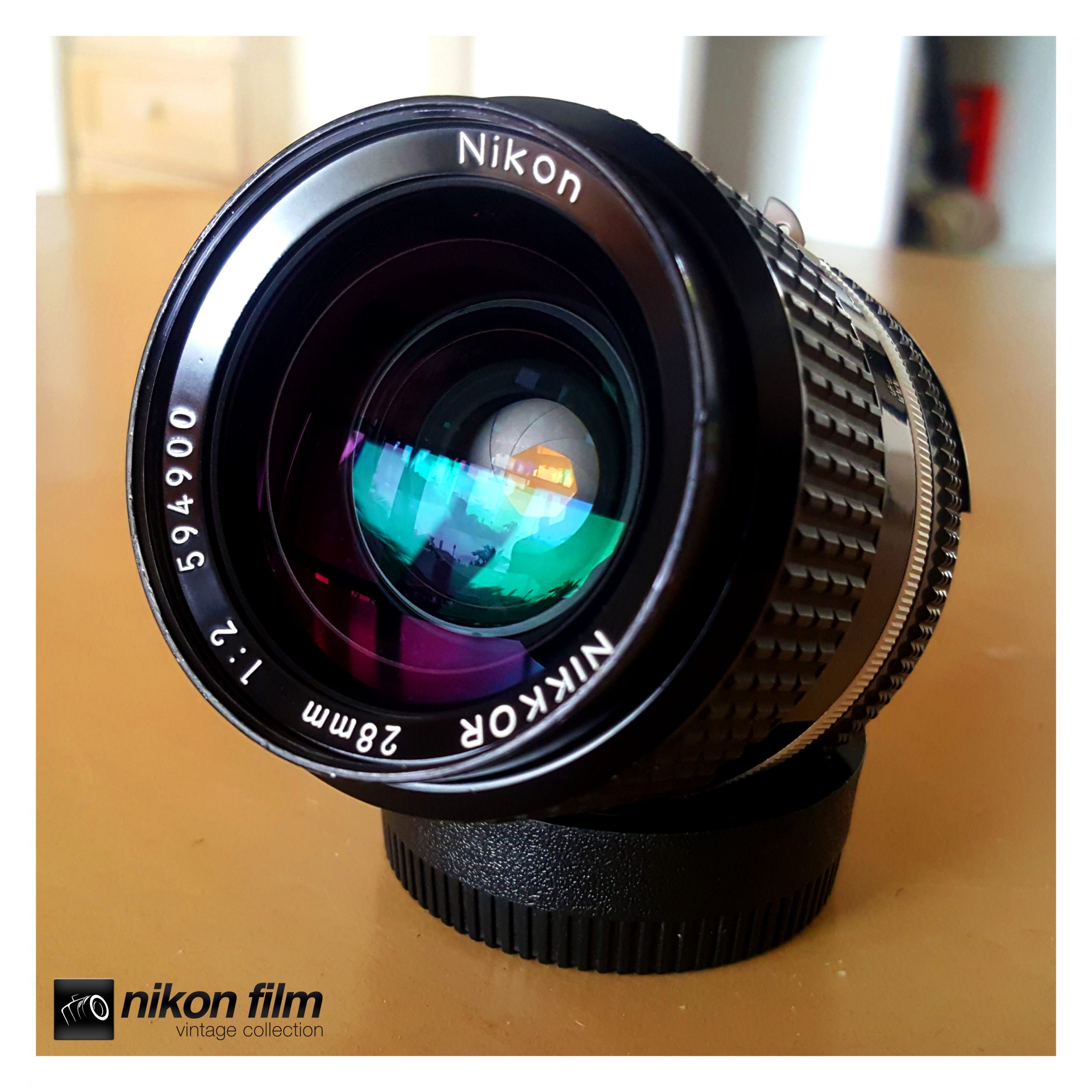 Nikon Nikkor 28mm F2 AiS -