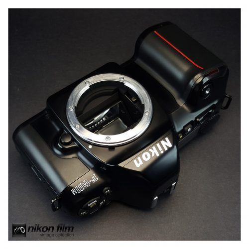 21030 Nikon F 601M Body Only black Film Camera Boxed 2 scaled