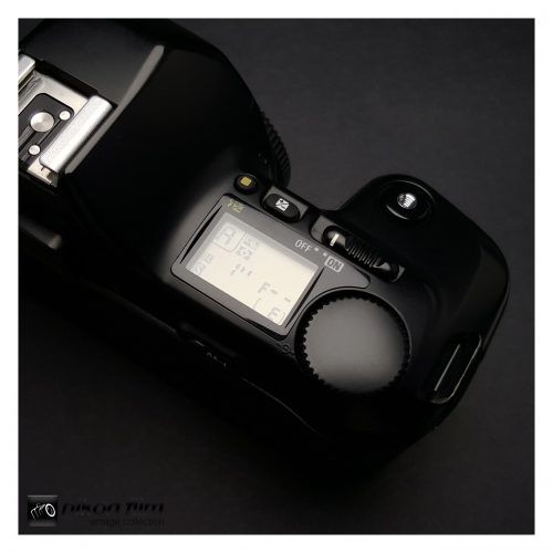21030 Nikon F 601M Body Only black Film Camera Boxed 9 scaled