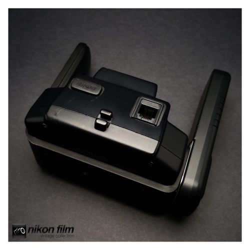 33079 Nikon SK 6 Power Bracket for Nikon SB 800SB 900 Up to SB 28 Boxed 5 scaled
