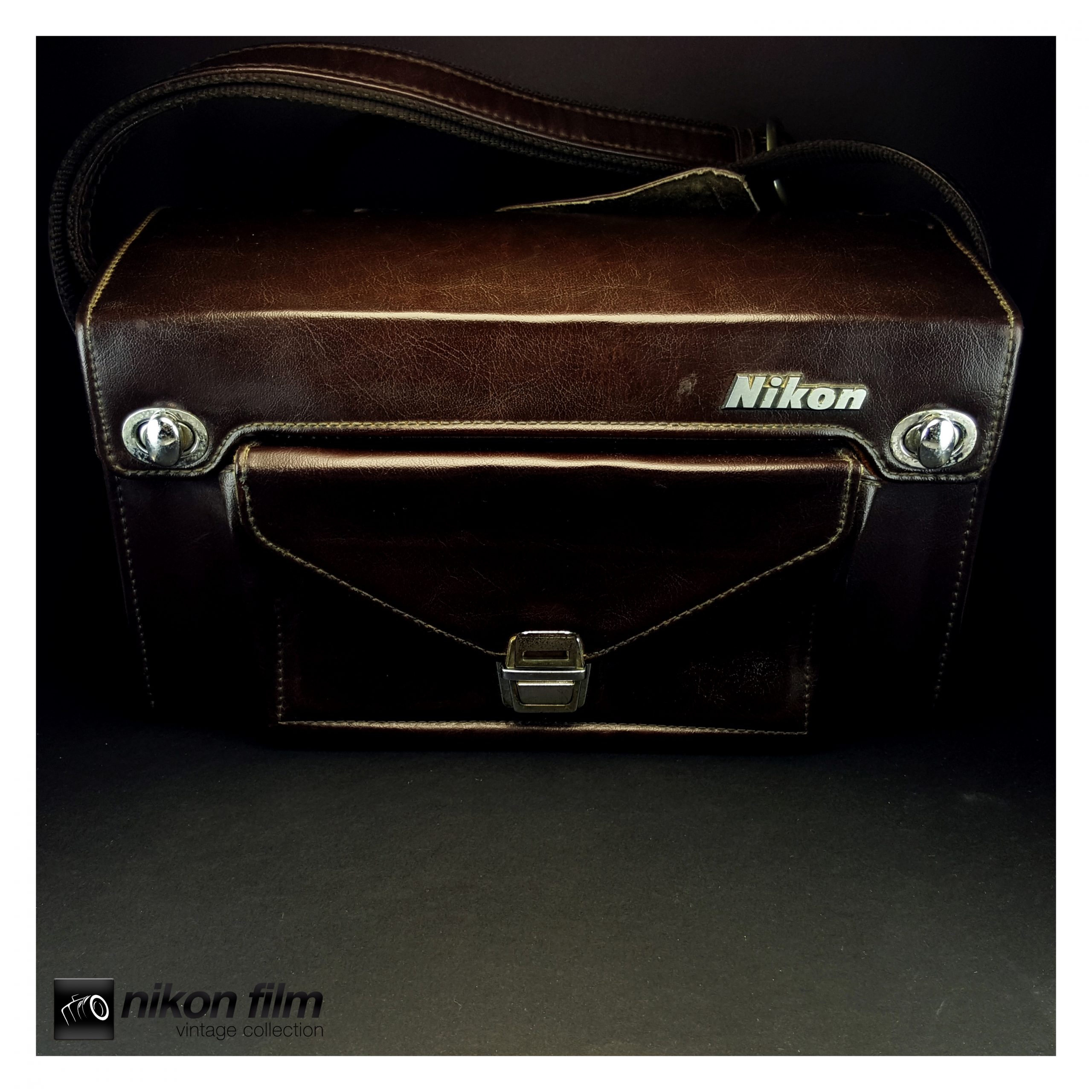 Nikon FB-17 Case 28x11x15,5cm