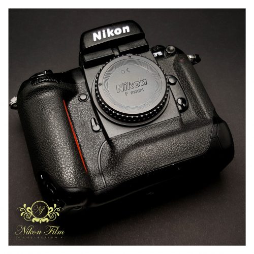 21068 Nikon F5 Body 3102672 1