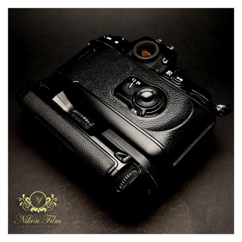 21075 Nikon F100 Professional Kit 2168386 11