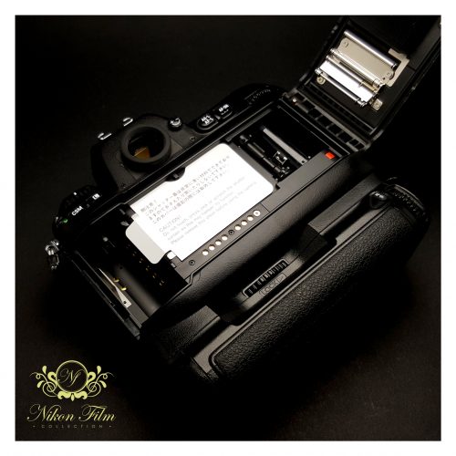 21075 Nikon F100 Professional Kit 2168386 15