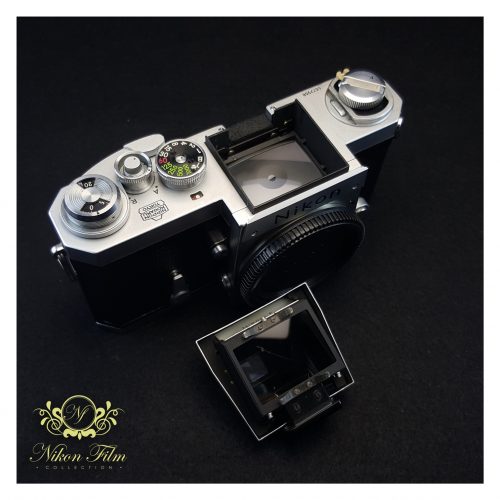 21162-Nikon-Eyelevel-Case-Double-Box-6577958-12