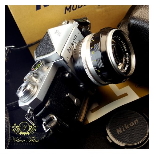 21162-Nikon-Eyelevel-Case-Double-Box-6577958-2-1