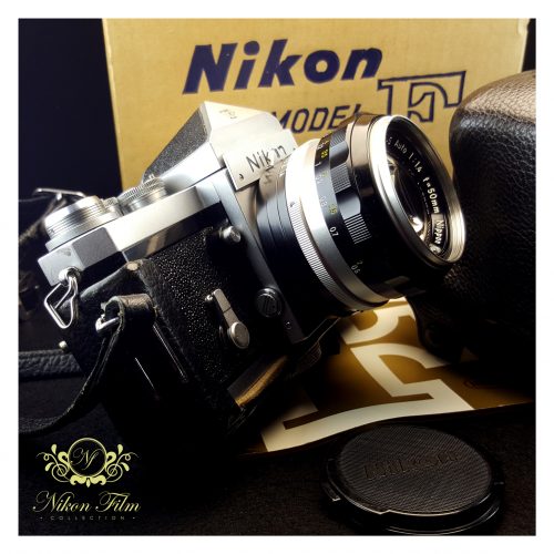 21162-Nikon-Eyelevel-Case-Double-Box-6577958-3-1