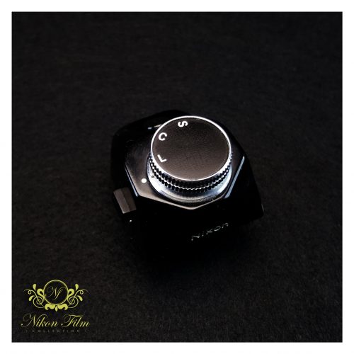 42113 - Nikon MD-1, MD-2, MD-3 Motor Drive Head (2)